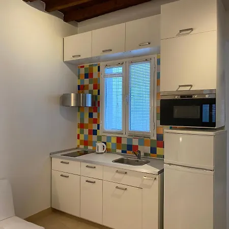 Alvarez 7 * Málaga